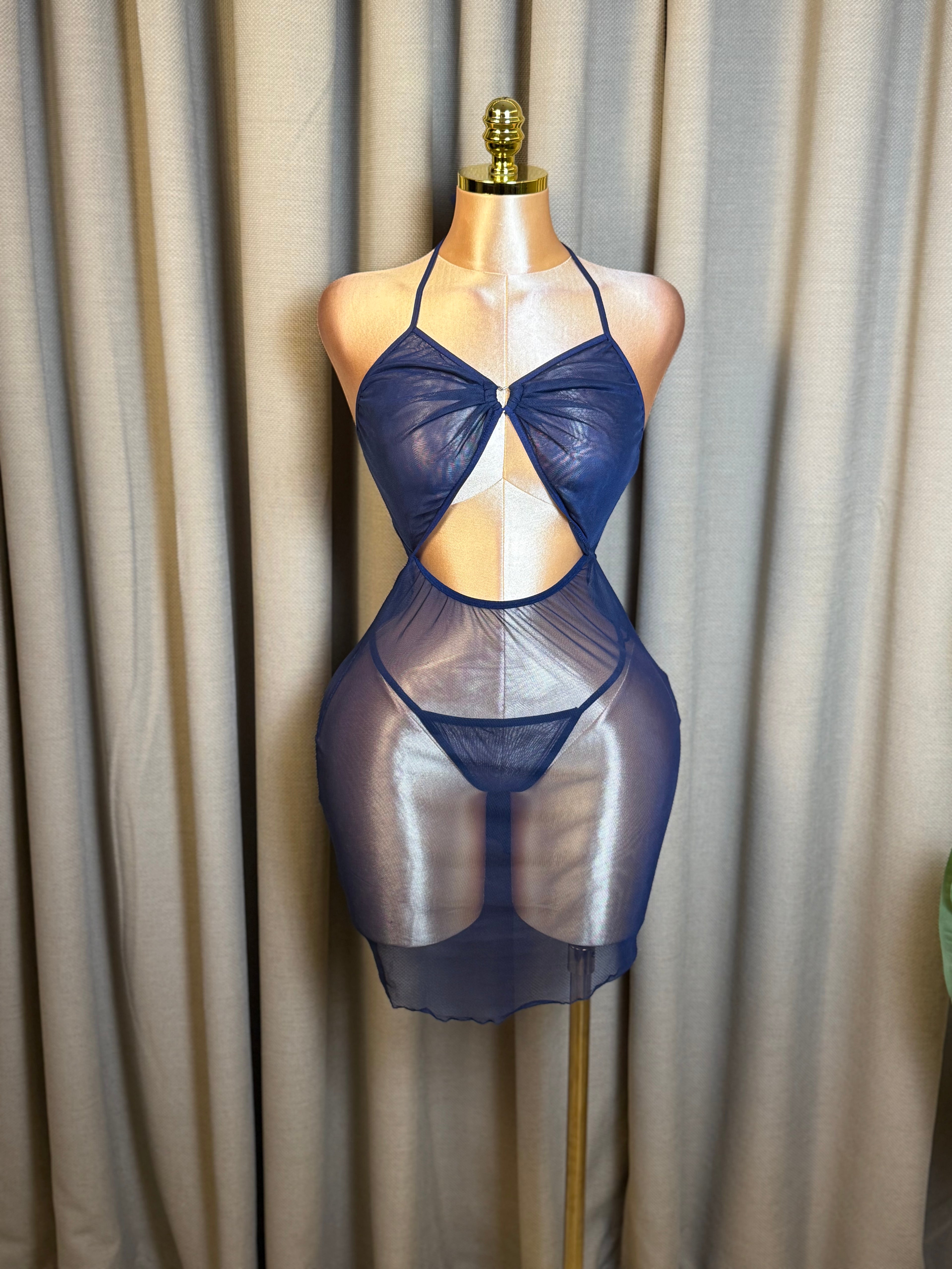 Love Backless Ring Cutout Mini